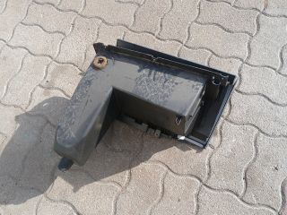 bontott MITSUBISHI COLT Kesztyűtartó