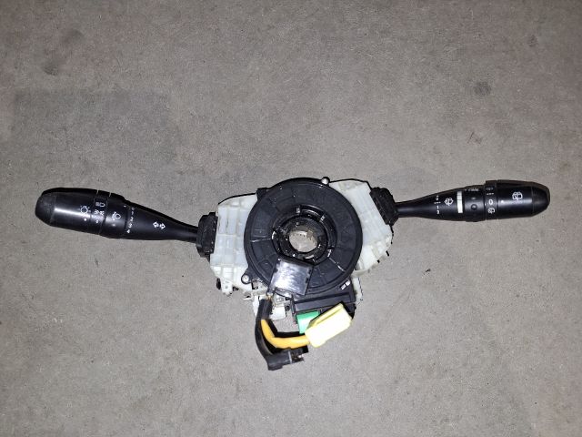 bontott MITSUBISHI COLT Komplett Kormánykapcsoló (Bajuszkapcsoló)