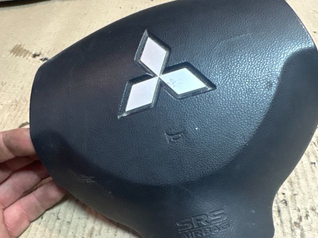 bontott MITSUBISHI COLT Kormánylégzsák