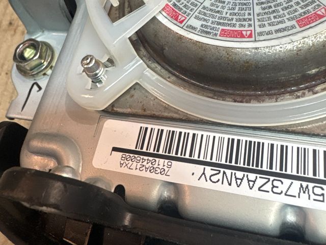 bontott MITSUBISHI COLT Kormánylégzsák