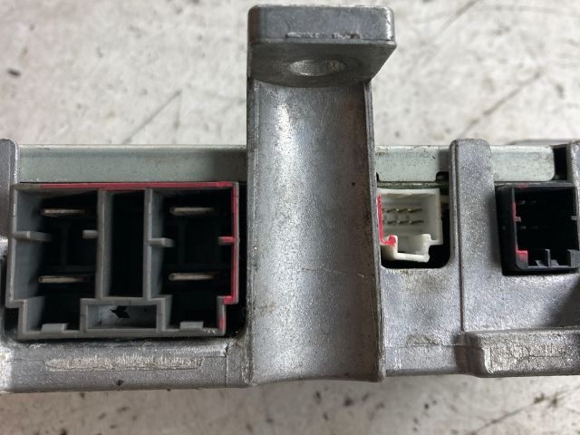 bontott MITSUBISHI COLT Kormánymű Elektronika