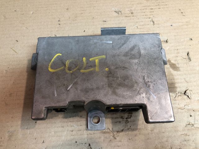 bontott MITSUBISHI COLT Kormányoszlop Vezérlő