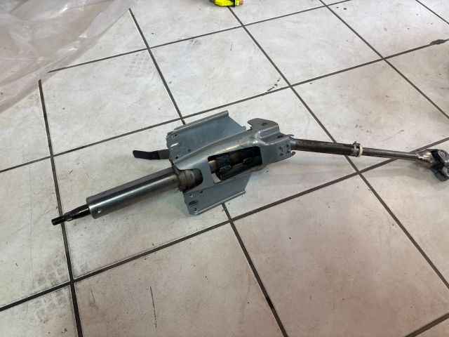 bontott MITSUBISHI COLT Kormányoszlop