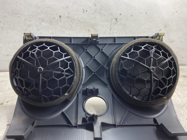 bontott MITSUBISHI COLT Középső Szellőző