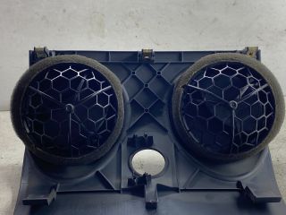 bontott MITSUBISHI COLT Középső Szellőző