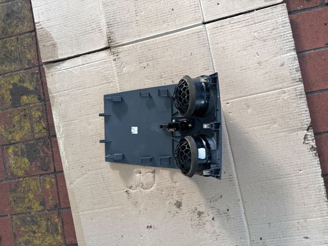 bontott MITSUBISHI COLT Középső Szellőző