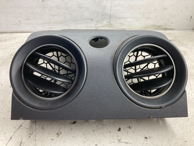 bontott MITSUBISHI COLT Középső Szellőző