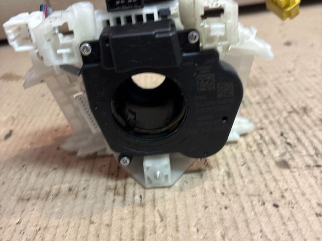 bontott MITSUBISHI COLT Légzsák Átvezető Szalagkábel