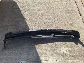 bontott MITSUBISHI COLT Levélrács