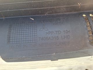 bontott MITSUBISHI COLT Levélrács