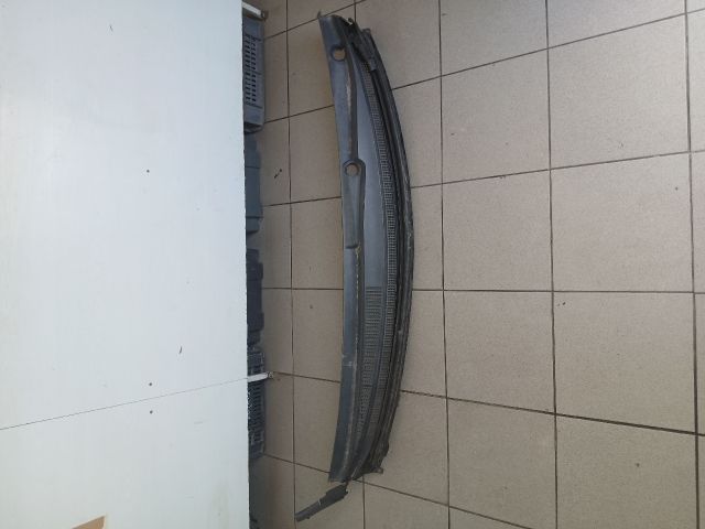 bontott MITSUBISHI COLT Levélrács