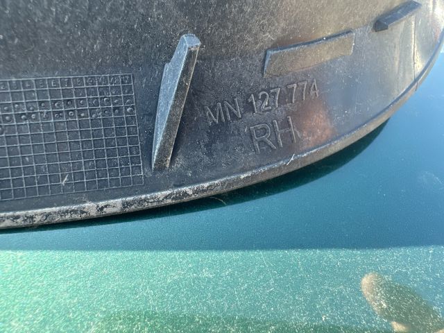 bontott MITSUBISHI COLT Motorháztető Díszrács