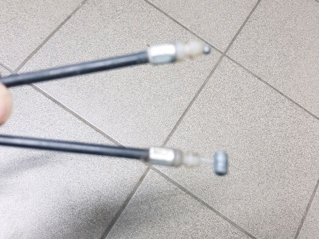 bontott MITSUBISHI COLT Motorháztető Nyitó Bowden