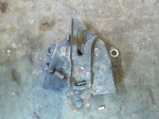 bontott MITSUBISHI COLT Motorháztető Zárszerkezet