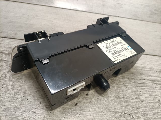 bontott MITSUBISHI COLT Multifunkciós Kijelző