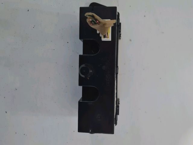 bontott MITSUBISHI COLT Multifunkciós Kijelző