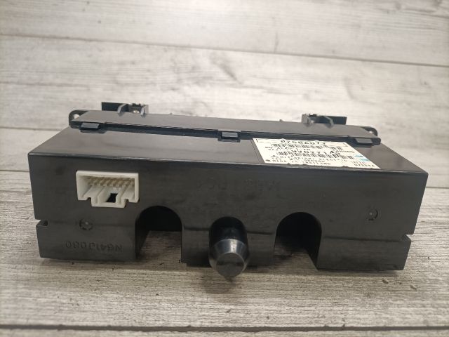 bontott MITSUBISHI COLT Multifunkciós Kijelző