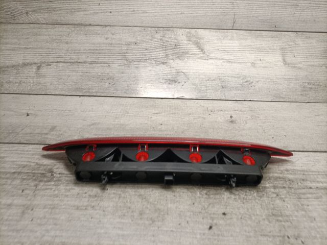 bontott MITSUBISHI COLT Pótféklámpa