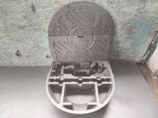 bontott MITSUBISHI COLT Pótkerék Szerszámtartó