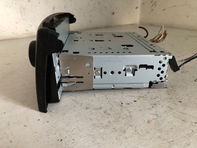 bontott MITSUBISHI COLT Rádió / CD