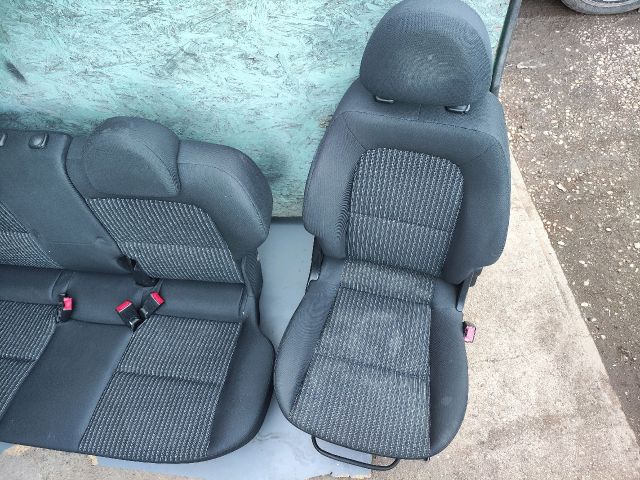 bontott MITSUBISHI COLT Ülés Szett