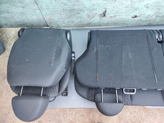 bontott MITSUBISHI COLT Ülés Szett