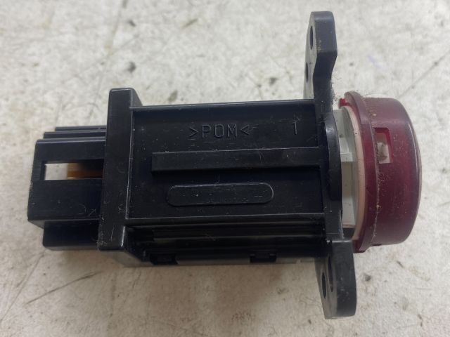 bontott MITSUBISHI COLT Vészvillogó Kapcsoló