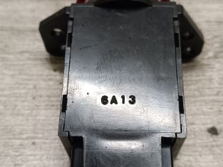 bontott MITSUBISHI COLT Vészvillogó Kapcsoló