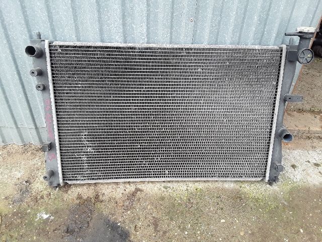 bontott MITSUBISHI COLT Vízhűtő Radiátor (Nem klímás)