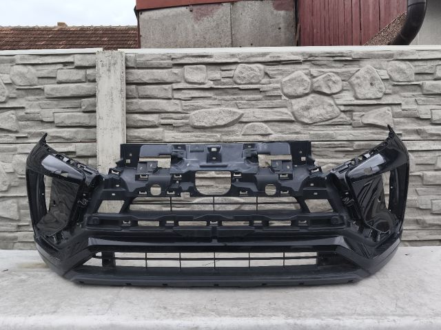 bontott MITSUBISHI ECLIPSE CROSS Első Lökhárító (Részeivel)