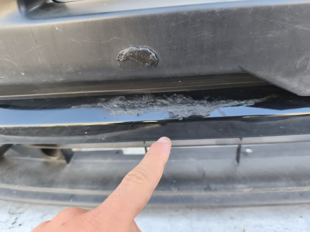 bontott MITSUBISHI ECLIPSE CROSS Első Lökhárító (Részeivel)