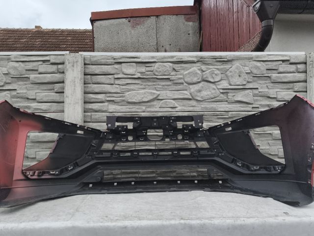 bontott MITSUBISHI ECLIPSE CROSS Első Lökhárító (Részeivel)