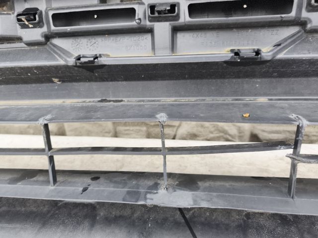 bontott MITSUBISHI ECLIPSE CROSS Első Lökhárító (Részeivel)