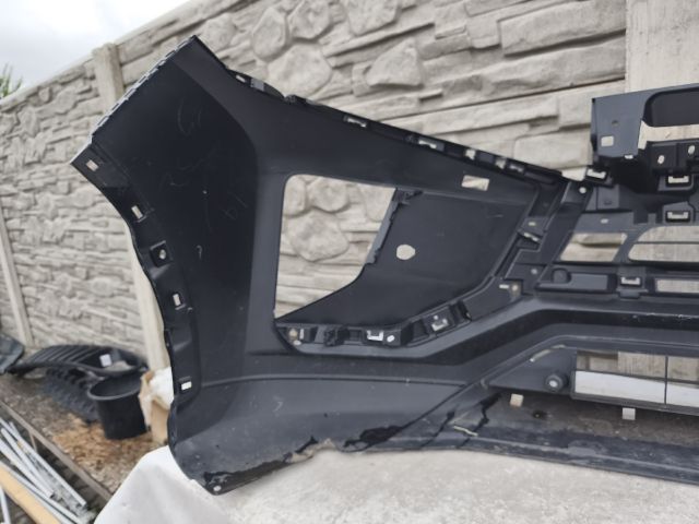 bontott MITSUBISHI ECLIPSE CROSS Első Lökhárító (Részeivel)