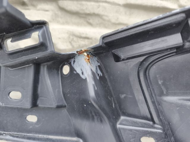 bontott MITSUBISHI ECLIPSE CROSS Első Lökhárító (Részeivel)