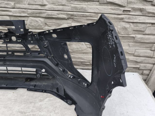 bontott MITSUBISHI ECLIPSE CROSS Első Lökhárító (Részeivel)