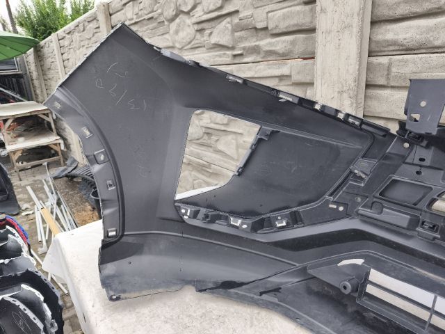 bontott MITSUBISHI ECLIPSE CROSS Első Lökhárító (Részeivel)