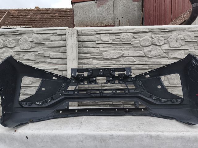 bontott MITSUBISHI ECLIPSE CROSS Első Lökhárító (Részeivel)