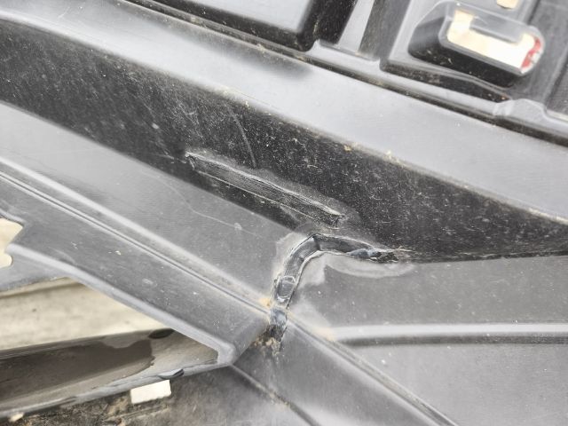 bontott MITSUBISHI ECLIPSE CROSS Első Lökhárító (Részeivel)