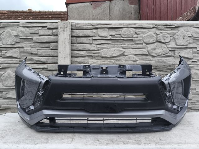 bontott MITSUBISHI ECLIPSE CROSS Első Lökhárító (Részeivel)