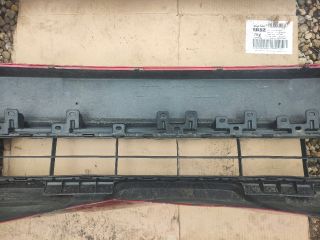 bontott MITSUBISHI ECLIPSE CROSS Első Lökhárító (Üresen)