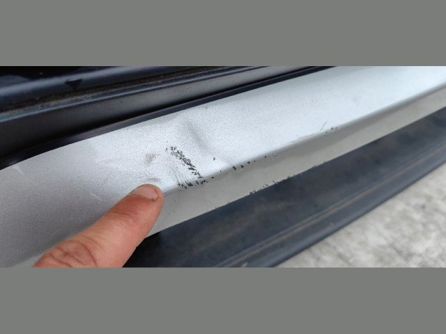 bontott MITSUBISHI ECLIPSE CROSS Első Lökhárító (Üresen)