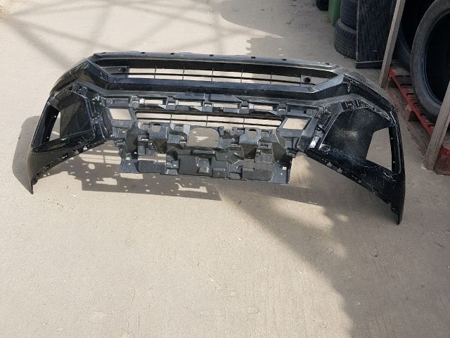 bontott MITSUBISHI ECLIPSE CROSS Első Lökhárító (Üresen)