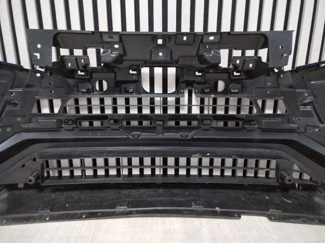 bontott MITSUBISHI ECLIPSE CROSS Első Lökhárító (Üresen)