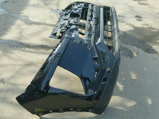 bontott MITSUBISHI ECLIPSE CROSS Első Lökhárító (Üresen)