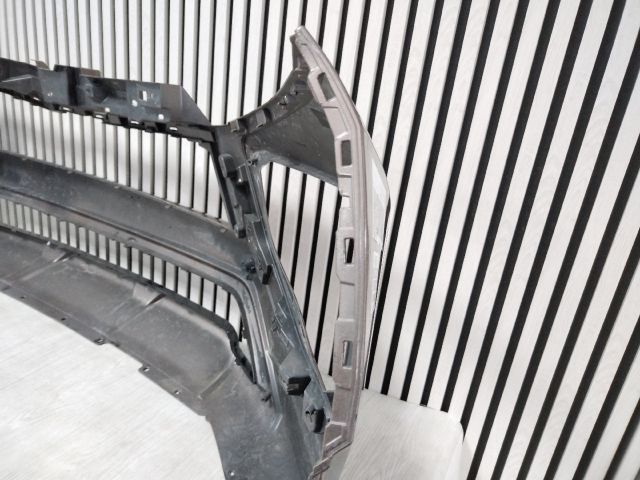 bontott MITSUBISHI ECLIPSE CROSS Első Lökhárító (Üresen)