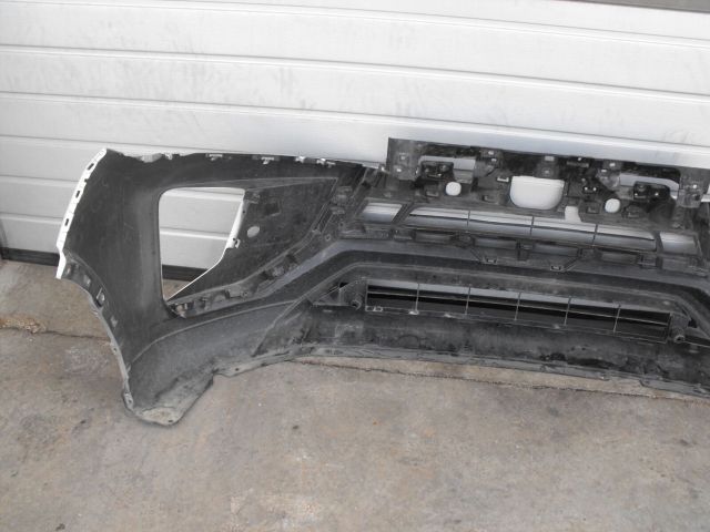 bontott MITSUBISHI ECLIPSE CROSS Első Lökhárító (Üresen)