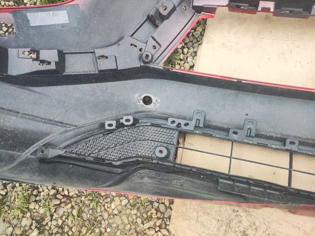 bontott MITSUBISHI ECLIPSE CROSS Első Lökhárító (Üresen)