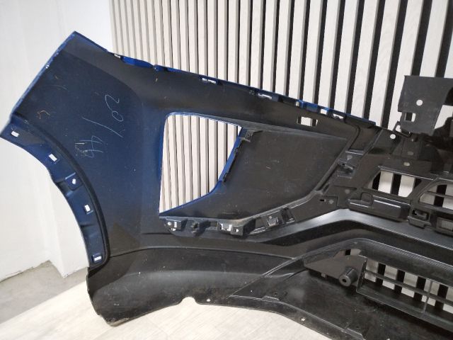 bontott MITSUBISHI ECLIPSE CROSS Első Lökhárító (Üresen)