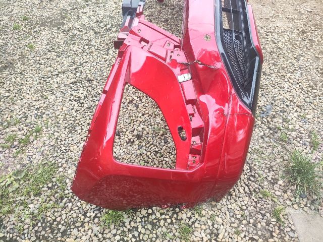 bontott MITSUBISHI ECLIPSE CROSS Első Lökhárító (Üresen)